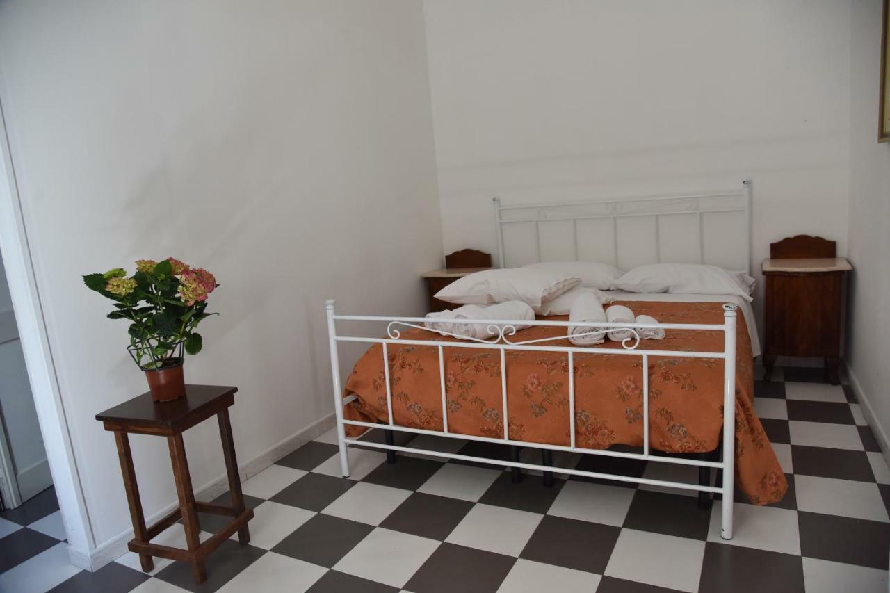 Sogni D'Oro Lecce Bed & Breakfast Bagian luar foto